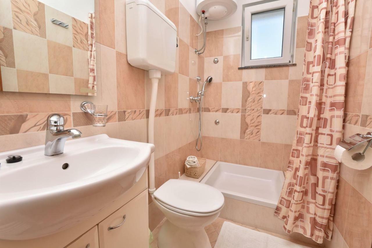Apartments Brico Primošten Kültér fotó