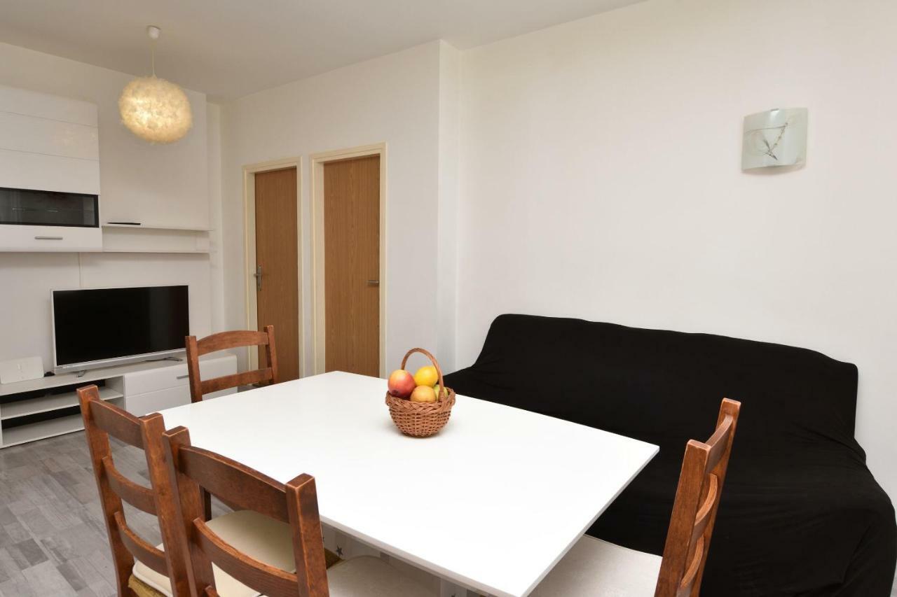 Apartments Brico Primošten Kültér fotó