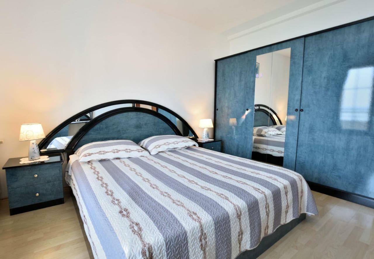 Apartments Brico Primošten Kültér fotó