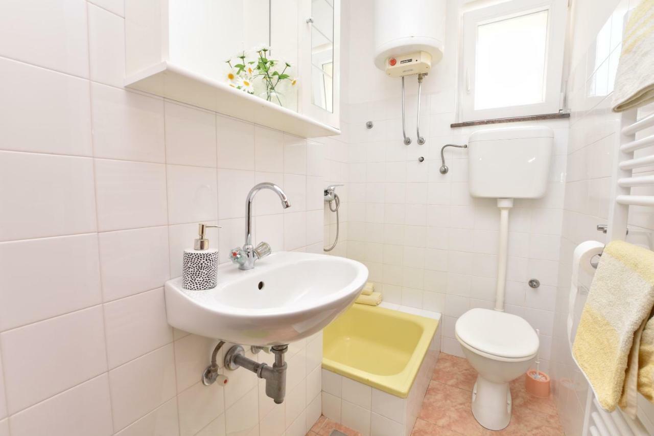 Apartments Brico Primošten Kültér fotó