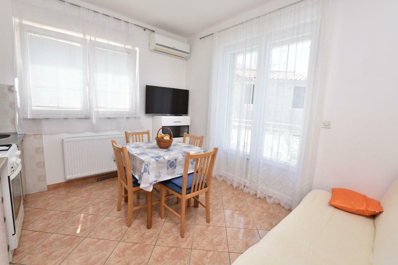 Apartments Brico Primošten Kültér fotó